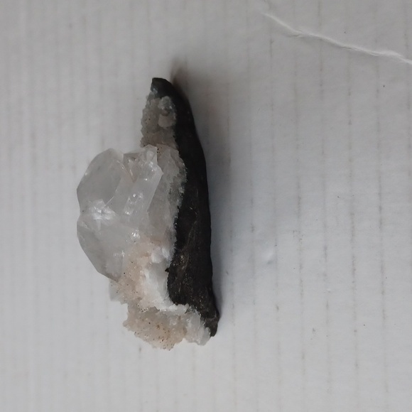 4/$60 Raw White, Clear & Gray Crystal  - Gemstone - Picture 3 of 8